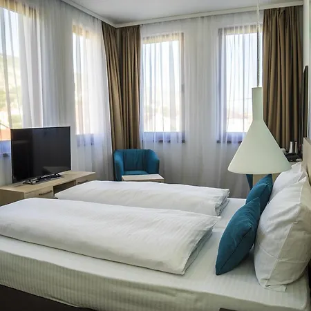 Kapetanovina Hotel 3*