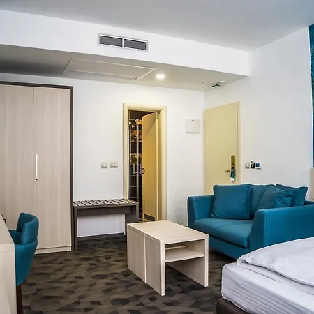 Hotel Kapetanovina 3*