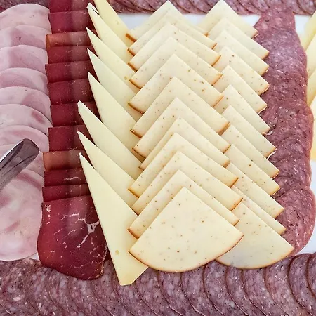 Kapetanovina 3* Mostar