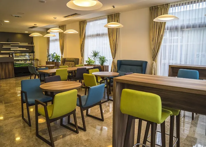 Ξενοδοχείο Kapetanovina 3*